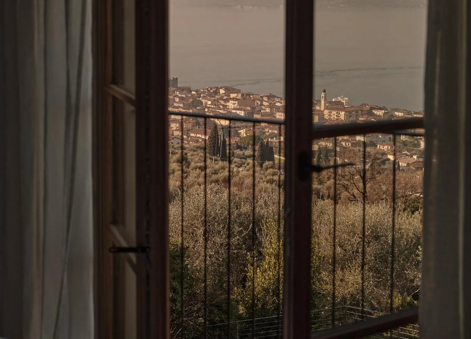 Borgo Tre Lake Garda Torri Del Benaco Lägenhet