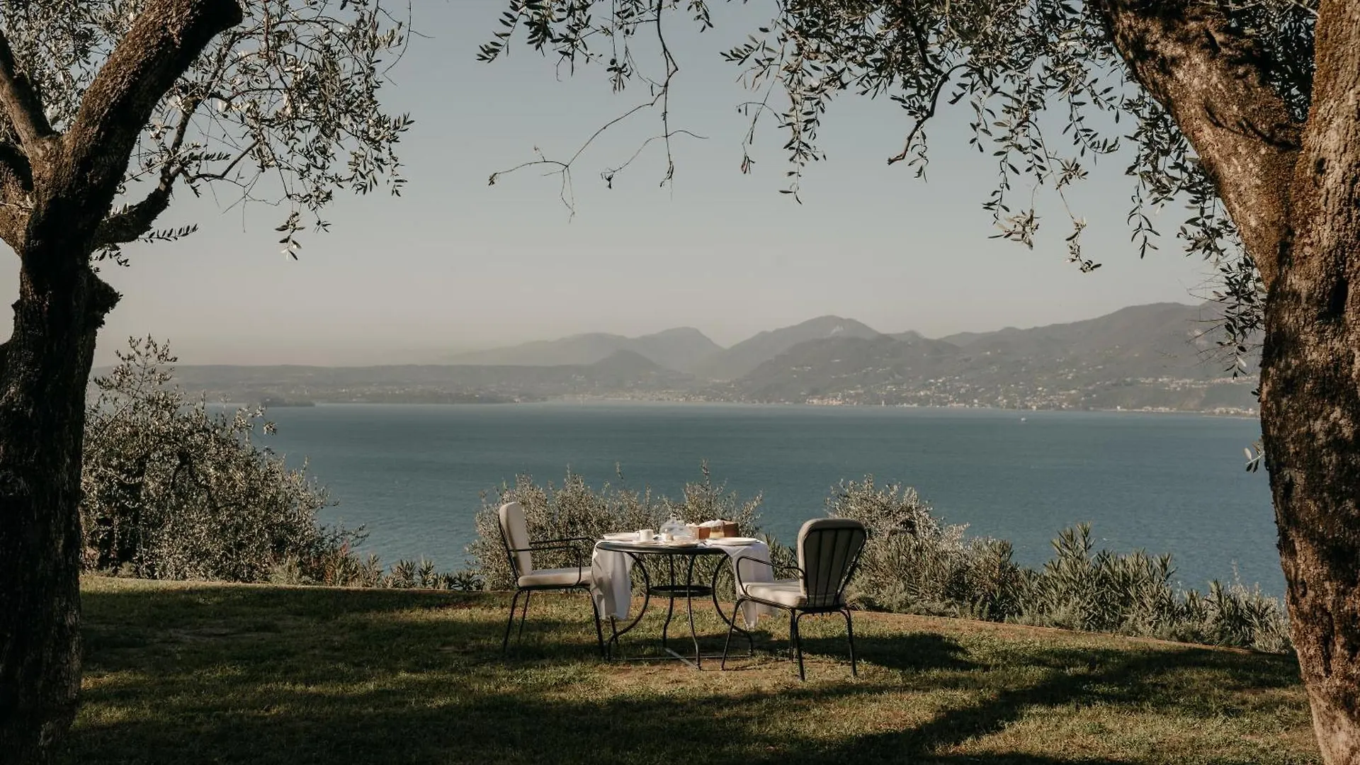 Apartment Borgo Tre Lake Garda Torri Del Benaco Italy